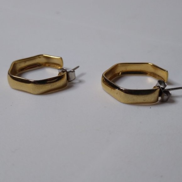 Vintage Pentagon Metal Hoop Earrings - Picture 5 of 15